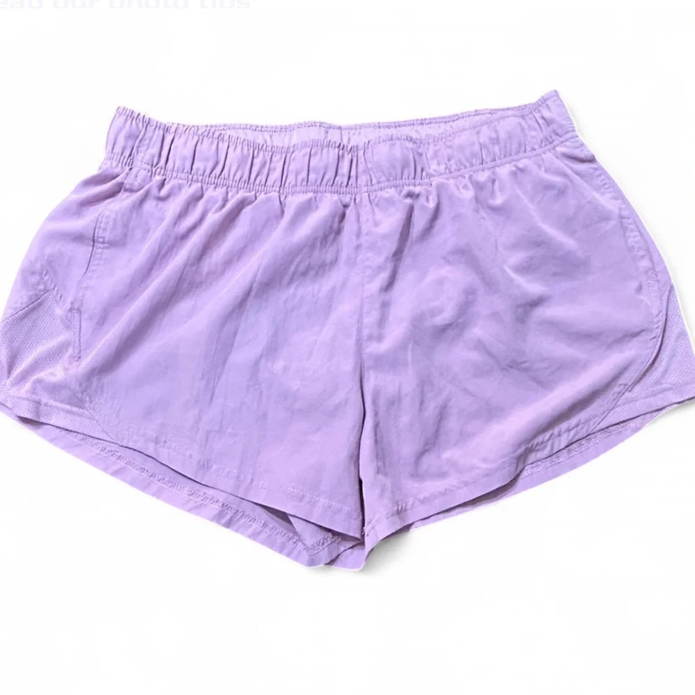 ATHETIC Lavender Shorts with Elastic Waistband and Curved Hem 16-18 XL Exellent